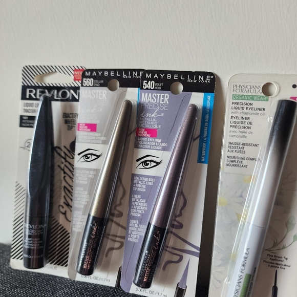 Liquid Liners - Picture 9 of 12